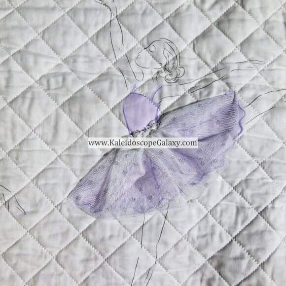 6 Piece Elegant Ballerina Twin Quilt ~ Sham ~ Sheets ~ Throw Pillow ~ Brand NEW - Picture 2 of 9